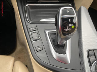 BMW Řada 3 (2014) 3.0 D 330d xDrive, AT. xenon - náhled 18