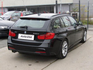 BMW Řada 3 (2014) 3.0 D 330d xDrive, AT. xenon - náhled 4