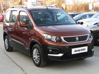 Peugeot Rifter 1.2T, 1.maj,�R, AC, temp