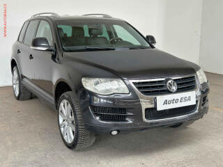 Volkswagen Touareg 3.0TDi 4x4, AT
