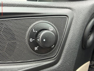 Toyota RAV4 (2008) 2.0i 4x4, LPG, AC, temp - náhled 12