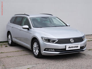 Volkswagen Passat 2.0 TDi, Comfortline, navi