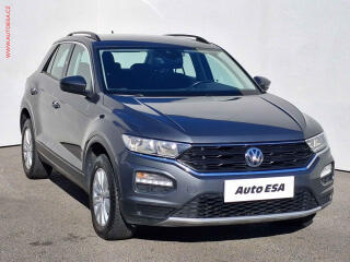 Volkswagen T-Roc 1.5 TSi, 1.maj,�R