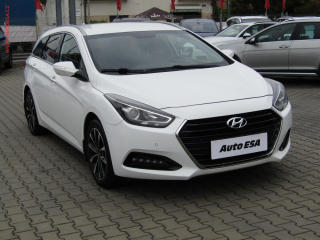 Hyundai i40 1.7 CRDi, R, AC, navi