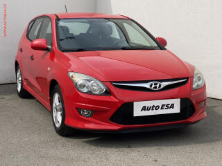 Hyundai i30 1.4i, AC, park.asist