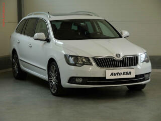 �koda Superb 2.0 TDi 4x4, �R, Elegance