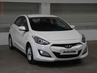 Hyundai i30 1.4i, �R, AC, temp