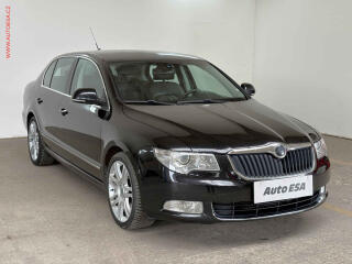 �koda Superb 2.0TDi, servis.kniha, AT