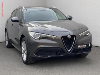 Alfa Romeo Stelvio 2.2d 4x4, AT, LED