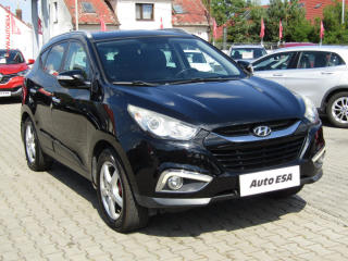 Hyundai ix35 2.0 CRDi 4x4, R, AC, TZ