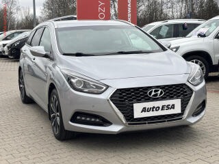Hyundai i40 1.6 CRDi, Navi, kamera