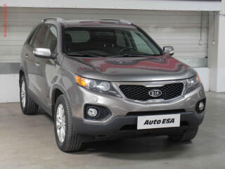 Kia Sorento 2.2 CRDi 4x4, �R, Navi, xenon