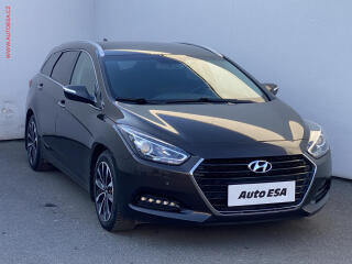 Hyundai i40 1.7CRDi, AT, navi, kamera