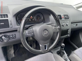 Volkswagen Touran (2014) 2.0 TDi, Highline - náhled 12