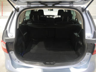 Mazda 5 (2011) 1.6 D, 1.maj,ČR - náhled 7