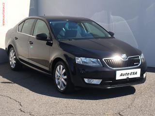 koda Octavia 1.6TDI, xenon, autoAC