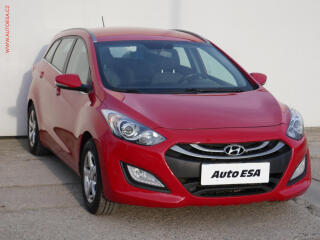 Hyundai i30 1.6 CRDi, 1.maj,�R, AC, TZ