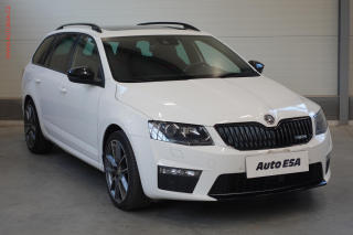 koda Octavia 2.0TDi, RS, DSG, xenon