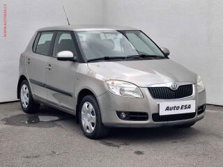 �koda Fabia 1.2 i, �R, park.asist