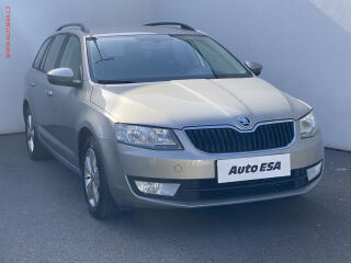 �koda Octavia 1.6TDi, 1.maj, AC, park.�idla