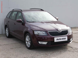 �koda Octavia 2.0 TDi, 2.maj,�R, Elegance