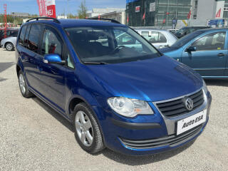 Volkswagen Touran 1.4TSi, AC, park.�idla