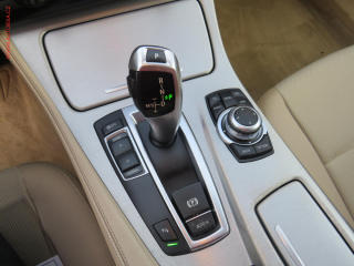 BMW Řada 5 (2010) 3.0d 530d, AT, navi - náhled 19