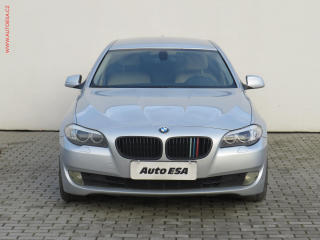 BMW Řada 5 (2010) 3.0d 530d, AT, navi - náhled 2