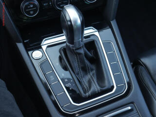 Kia Sportage (2012) 1.6GDI, AC, STK9/27 - náhled 15