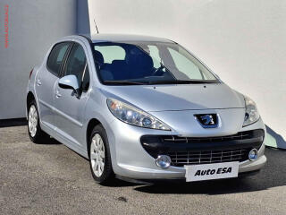 Peugeot 207 1.4i, servis.kniha