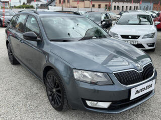 �koda Octavia 2.0TDi, 2.maj,�R, Style, TZ