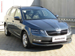 �koda Octavia 2.0 TDi, 2.maj,�R, Style, LED