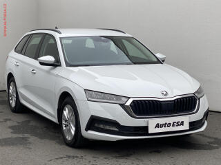 �koda Octavia 2.0 TDi, 1.maj,�R, Ambition