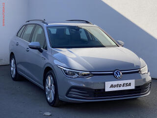 Volkswagen Golf 1.5 TSi, Style, LED, +pneu