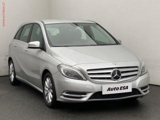 Mercedes-Benz 1.6i B200, AT, bixen, navi,