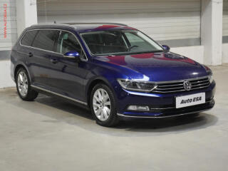 Volkswagen Passat 2.0TDi, DSG, navi, LED