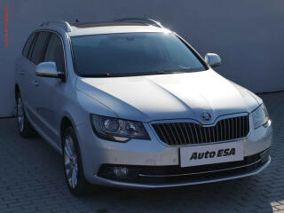 �koda Superb 2.0TDi 4x4, �R, Panor, k��e
