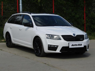 koda Octavia 2.0TDi, RS, DSG, LED