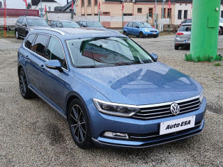Volkswagen Passat 2.0 TDi, Highline, LED, panor