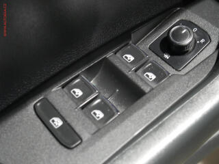 Volkswagen Polo (2019) 1.0 TSi, ČR, Marathon - náhled 8