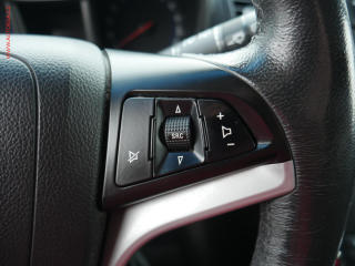 Chevrolet Orlando (2013) 1.8i, AC, tempo - náhled 16