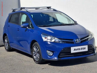 Toyota Verso 1.8i, 1.maj,�R, Navi, AC