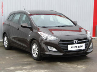 Hyundai i30 1.6 GDi, �R, servis.kniha, AC