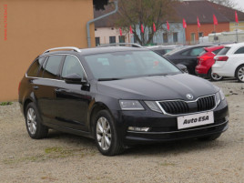 koda Octavia 2.0TDi, AC