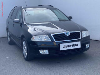 �koda Octavia 2.0TDi, �R, �R, v�h�.sed.