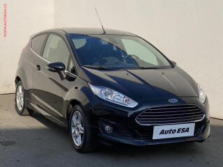 Ford Fiesta 1.0 EB, Titanium, v�h�ev sed
