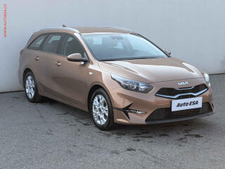 Kia Ceed 1.5T-GDi, 1.maj,�R, AC