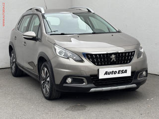 Peugeot 2008 1.2i, Allure, park.idla