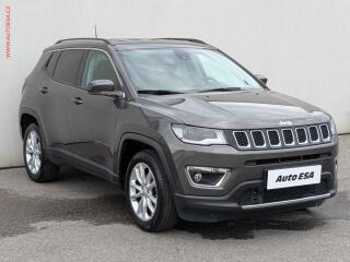 Jeep Compass 1.3 T, 2.maj,�R, ACC, xenon