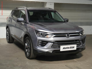 SsangYong Korando 1.5 TGTID 4x4, 1.maj,�R, AT